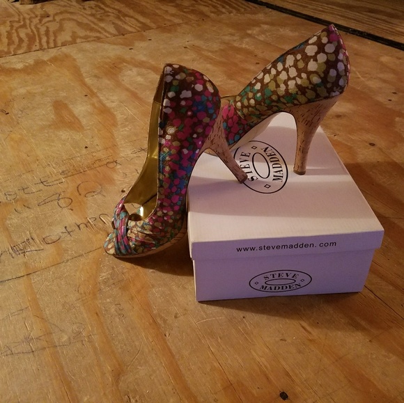 Ladies shoes - Picture 3 of 5